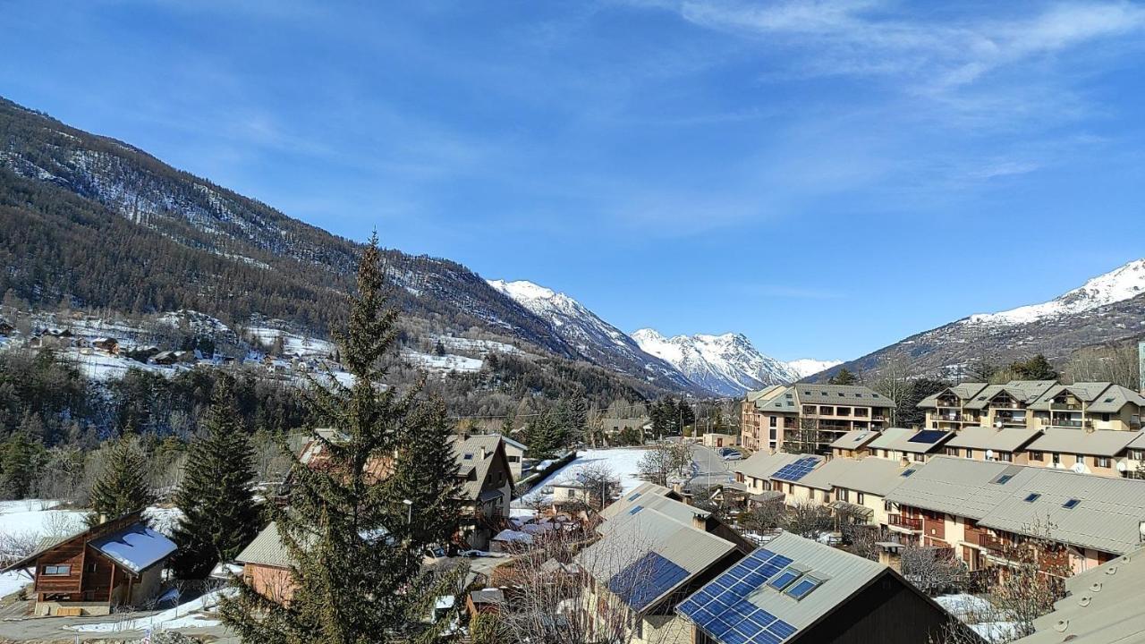 Appartement Vue Montagne, Cosy Et Chaleureux Briançon Екстериор снимка